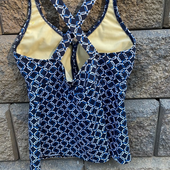 LANDS’ END TANKINI TOP - Picture 4 of 7